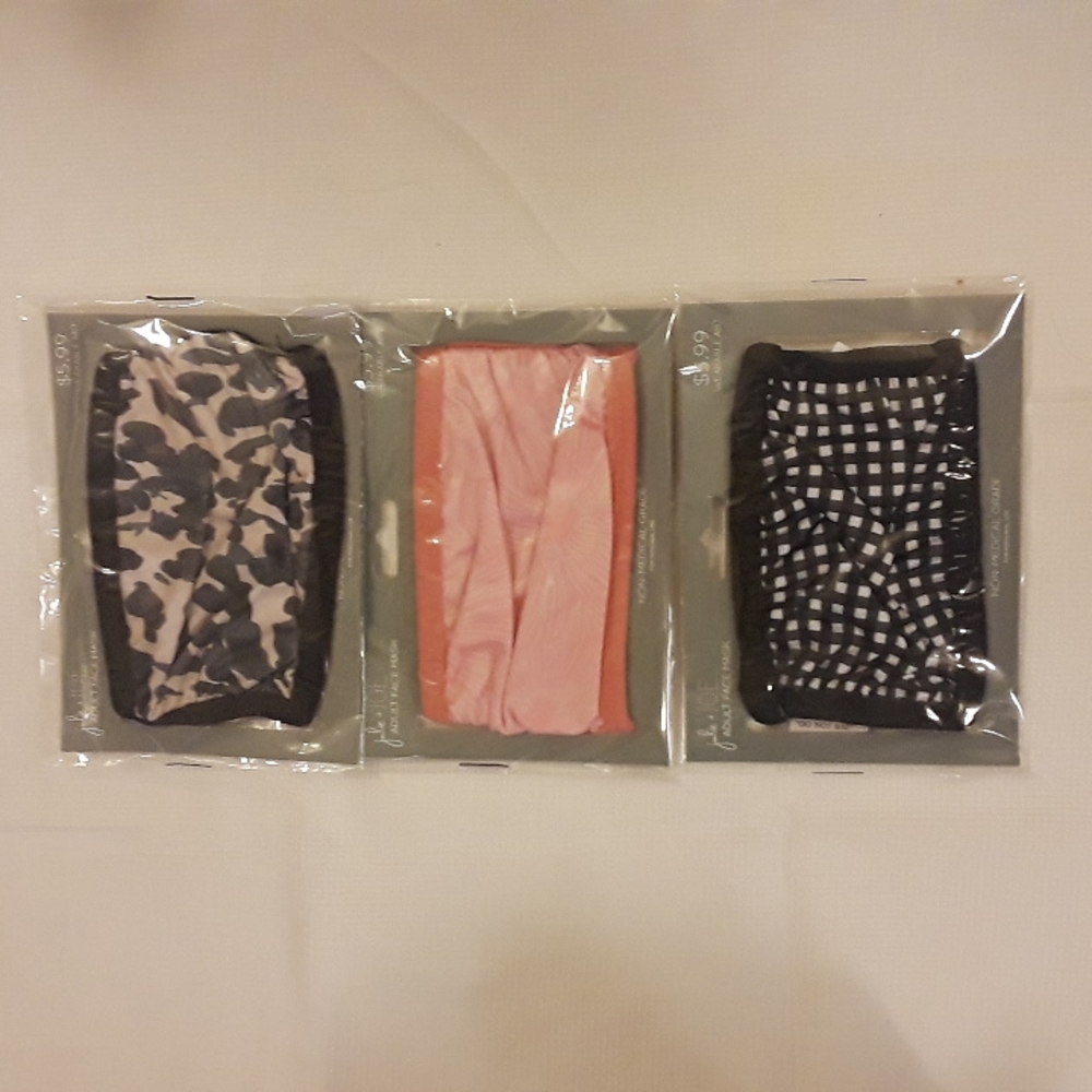 Julie + Joe Unisex Adult Face Masks .. 3 PC set.. Pink, White, Blk